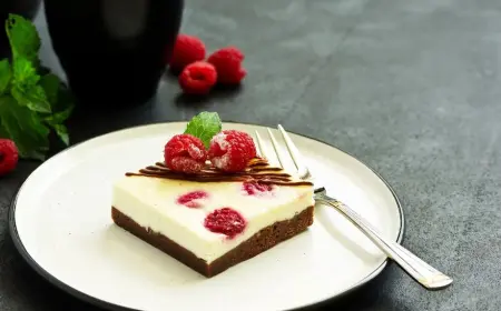 Ukusni kolač od sira i malina