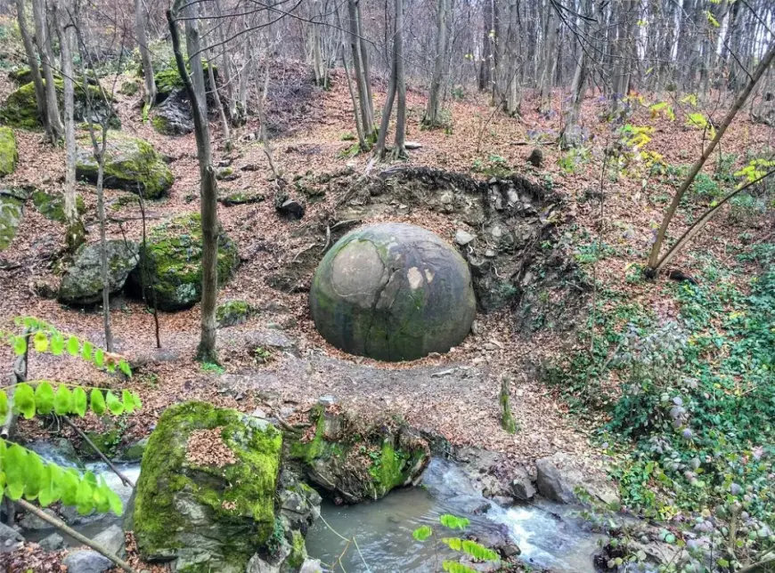 Misteriozne kamene kugle u Zavidovićima