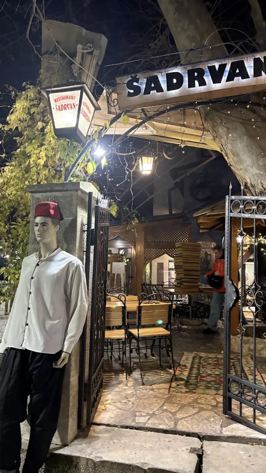 Restoran Šadrvan: Tradicionalni okusi Mostara koji odolijevaju vremenu