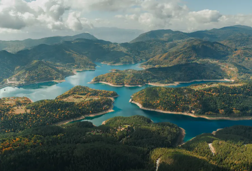 Ljeto u Srbiji: između planinskih vrhova, ljekovitih banja i obala Dunava